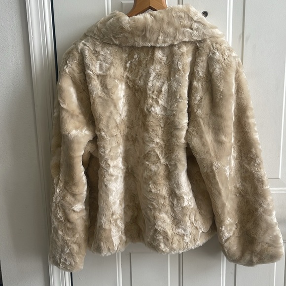 Venezia Tan Jacket - Picture 6 of 6